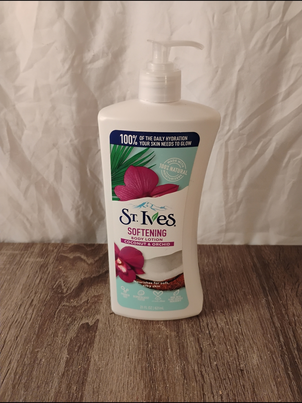 St. Ives Softening Coconut & Orchid Lotion